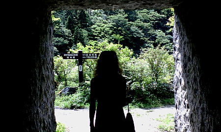 トンネル