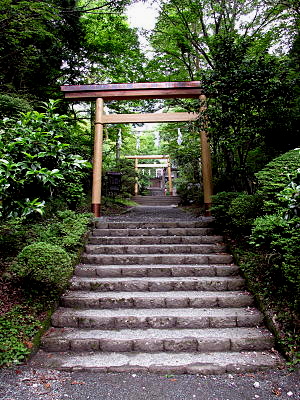 金時神社入口