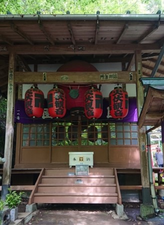銭洗弁財天